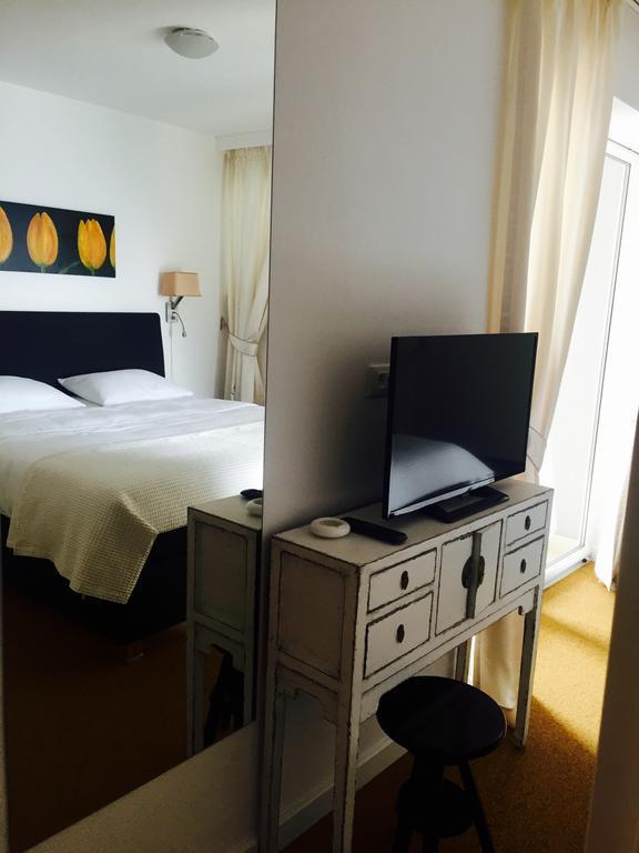 Apartments Villa Manda Нови Винодолски Екстериор снимка