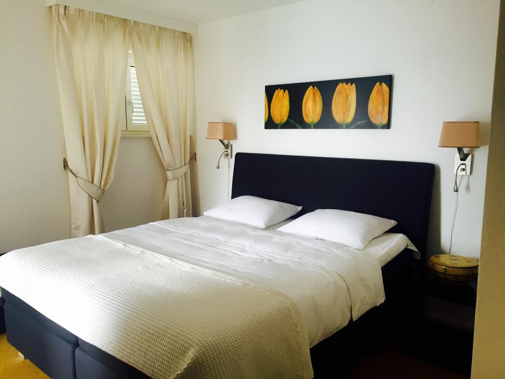 Apartments Villa Manda Нови Винодолски Екстериор снимка